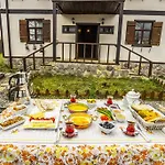 Samlioglu Historical * Trabzon