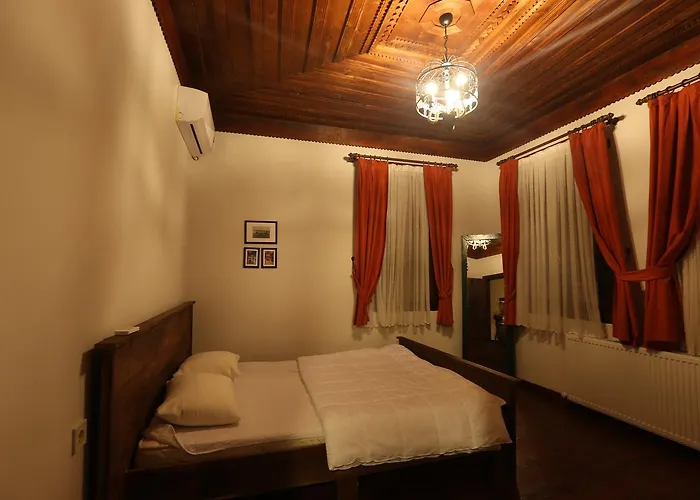 Samlioglu Historical Pensión Trabzon