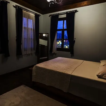 Samlioglu Historical Trabzon