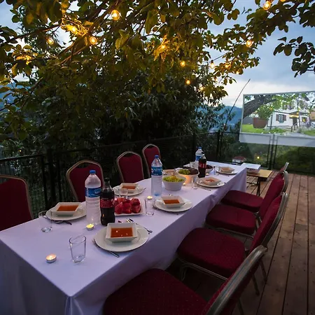 Samlioglu Historical بيت ضيافة