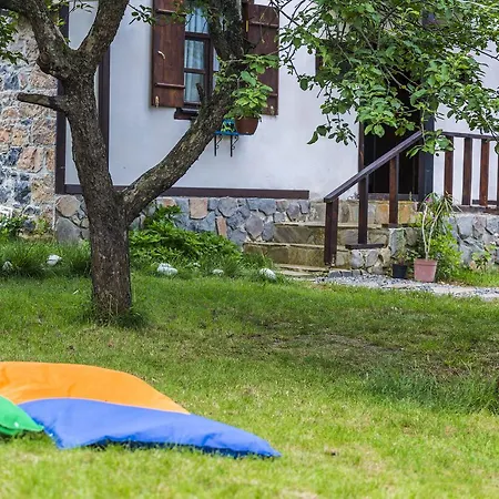 Guest house Samlioglu Historical